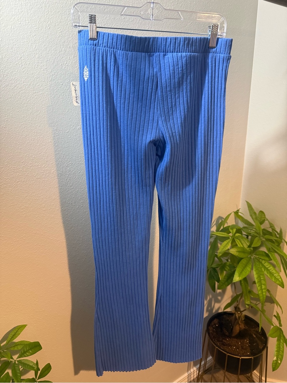 Free People Ribbed Flare Pants – Size L – Blue